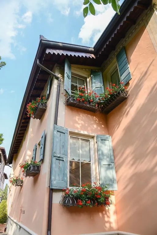 ***  Hotel Villa Rosenhof 1893 Gardone Riviera Italien